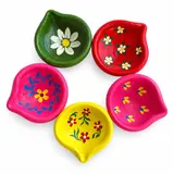 Giftcera Multicolour Designer Clay Diyas | Pack of 5