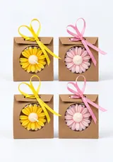 Giftcera Daisy Soy Wax Candles | Lavender Scented | Set of 4